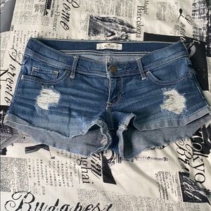 Hollister mini shorts
